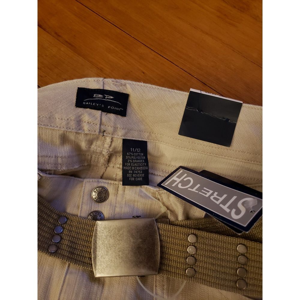 Y2K Deadstock Khaki Miniskirt‎ with Belt - Picture 5 of 5